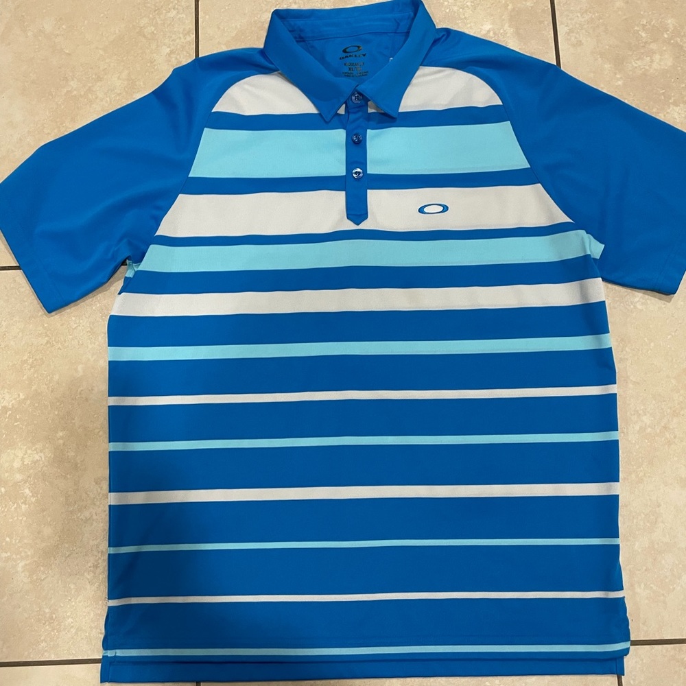 Oakley Golf Polo Dry fit Breathable Material XL